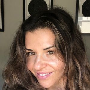 Meet your Posher, Marisa